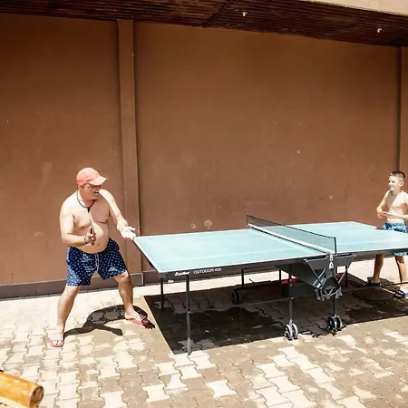 K&e And 3* Napospart