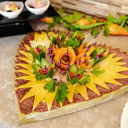 K&e And Apartmanhotel Napospart