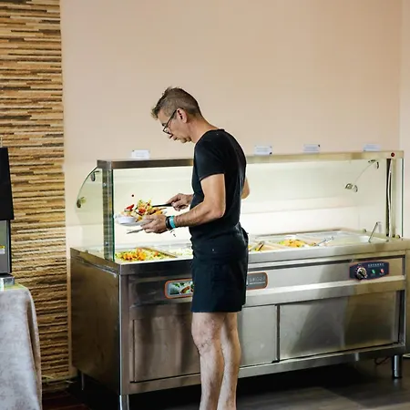 K&e And 3* Napospart