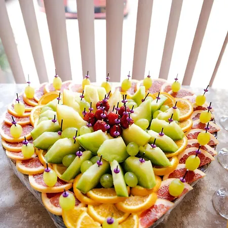 K&e And Apartmanhotel 3*