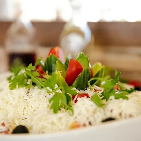 Aparthotel K&e And 3*