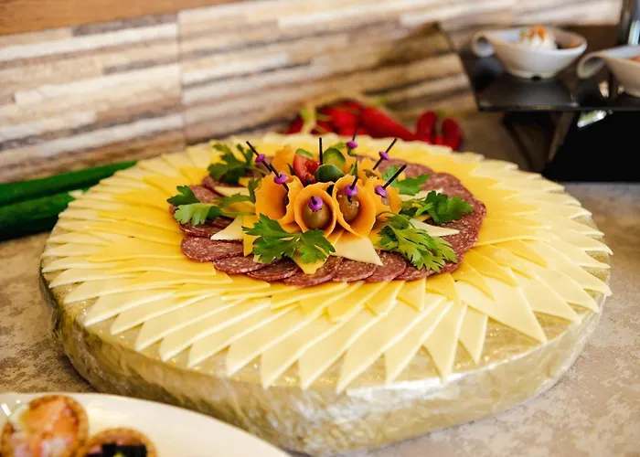 K&e And Apartmanhotel 3*