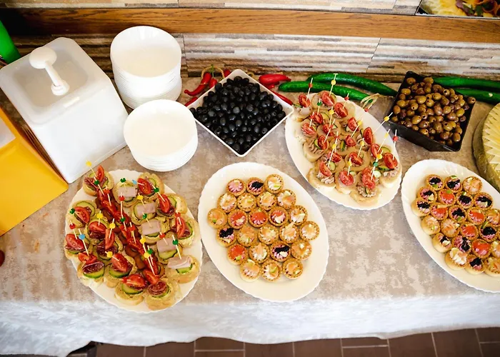 Aparthotel K&e And 3*