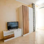 Lägenhetshotell K&e And Slăntjev Brjag