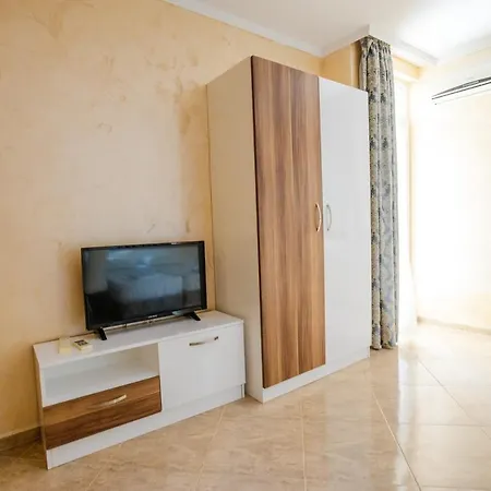 Apart Otel K&e And Sunny Beach
