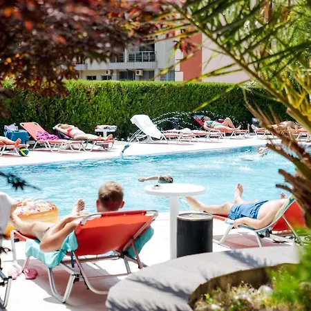 K&e And Apart Otel Sunny Beach