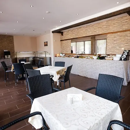 Hotel apartamentowy K&e And 3*