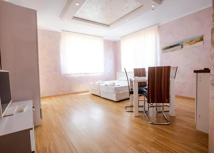 K&e And 3* Słoneczny Brzeg