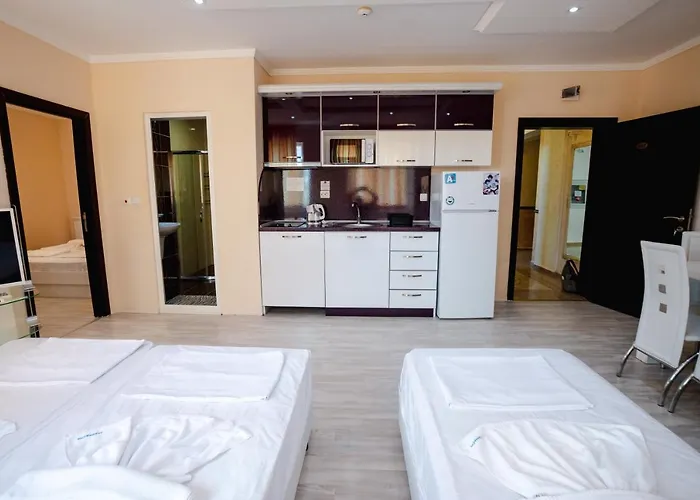 K&e And Słoneczny Brzeg